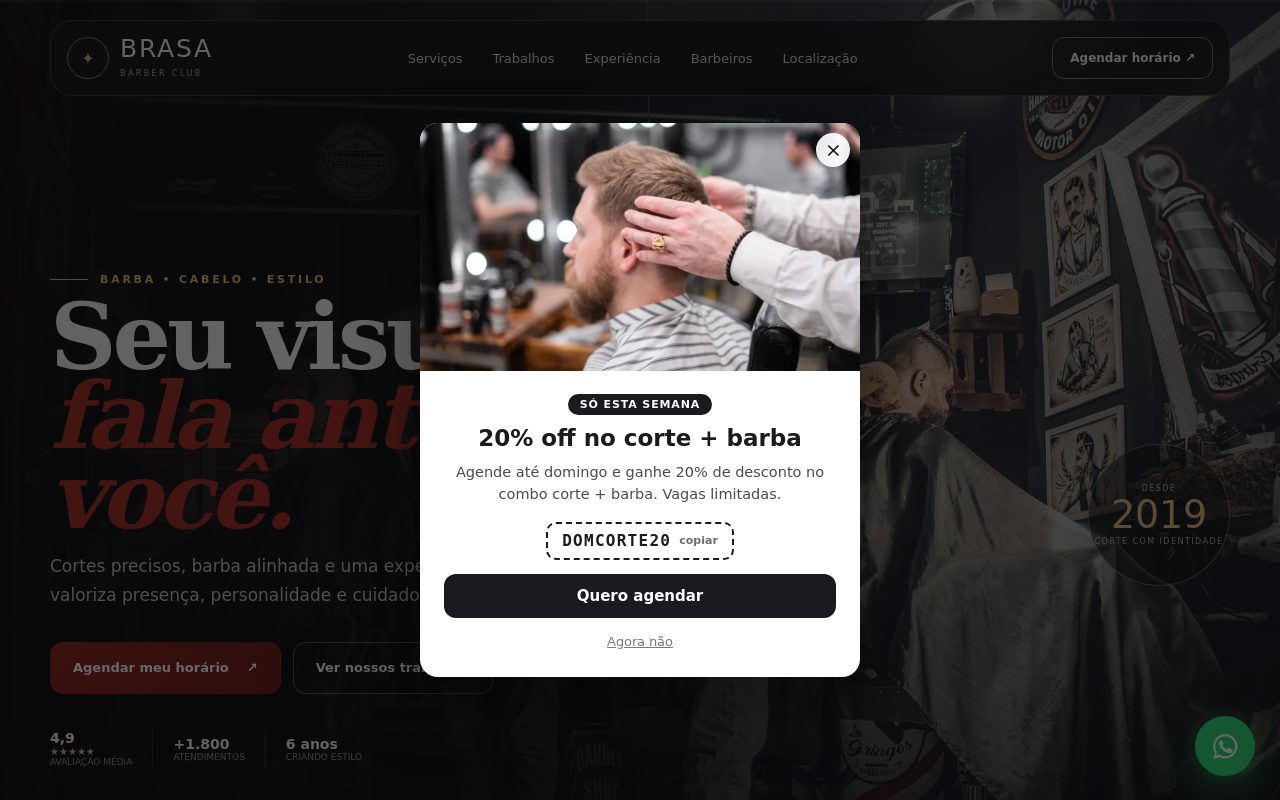 Pop-up no modelo Clássico: janela central com foto, selo, título, texto, cupom e botão